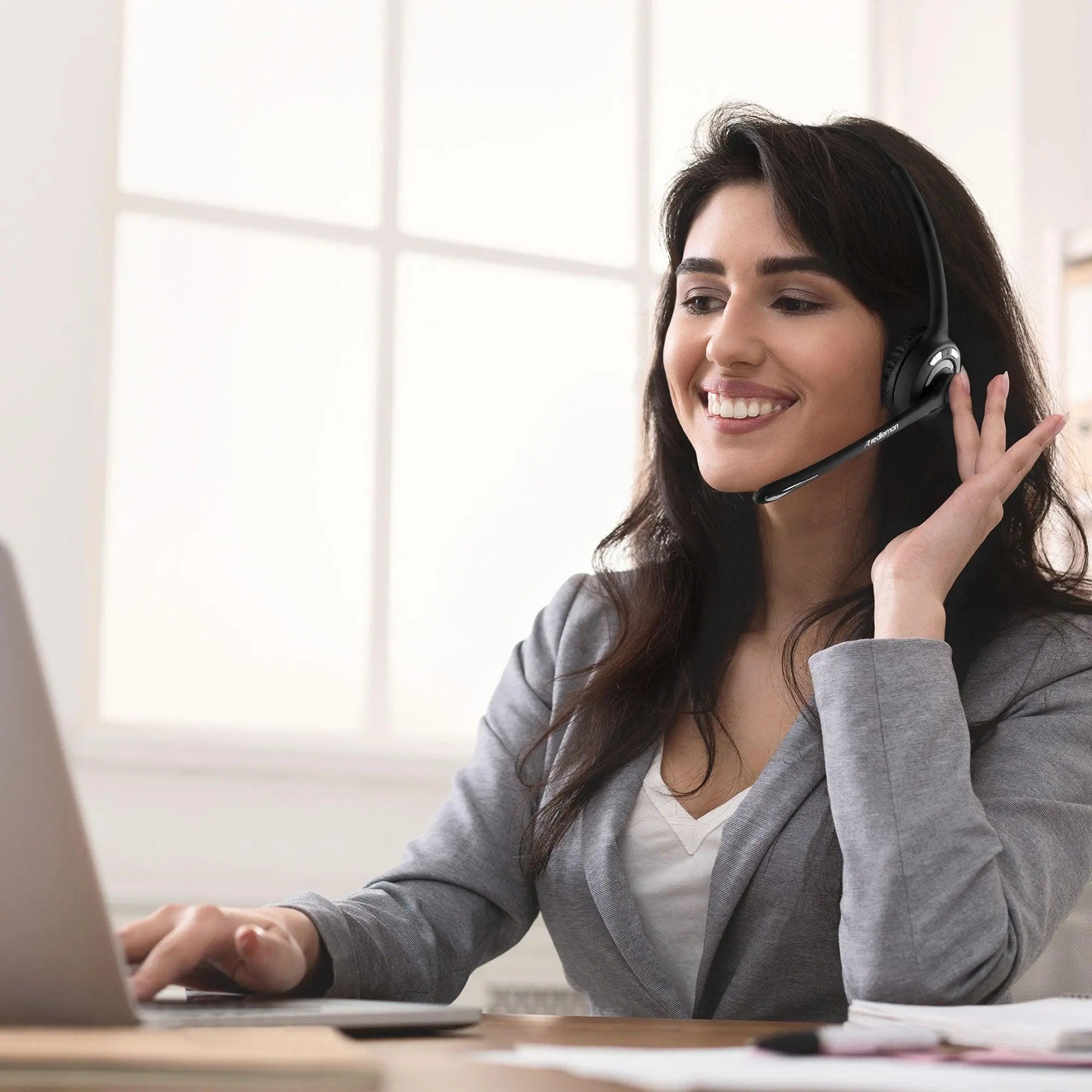 Audífono Bluetooth de Diadema con Micrófono Inalámbrico tipo Call Center para PC, Laptop, Mac, Windows, Android e IOS (iPhone)
