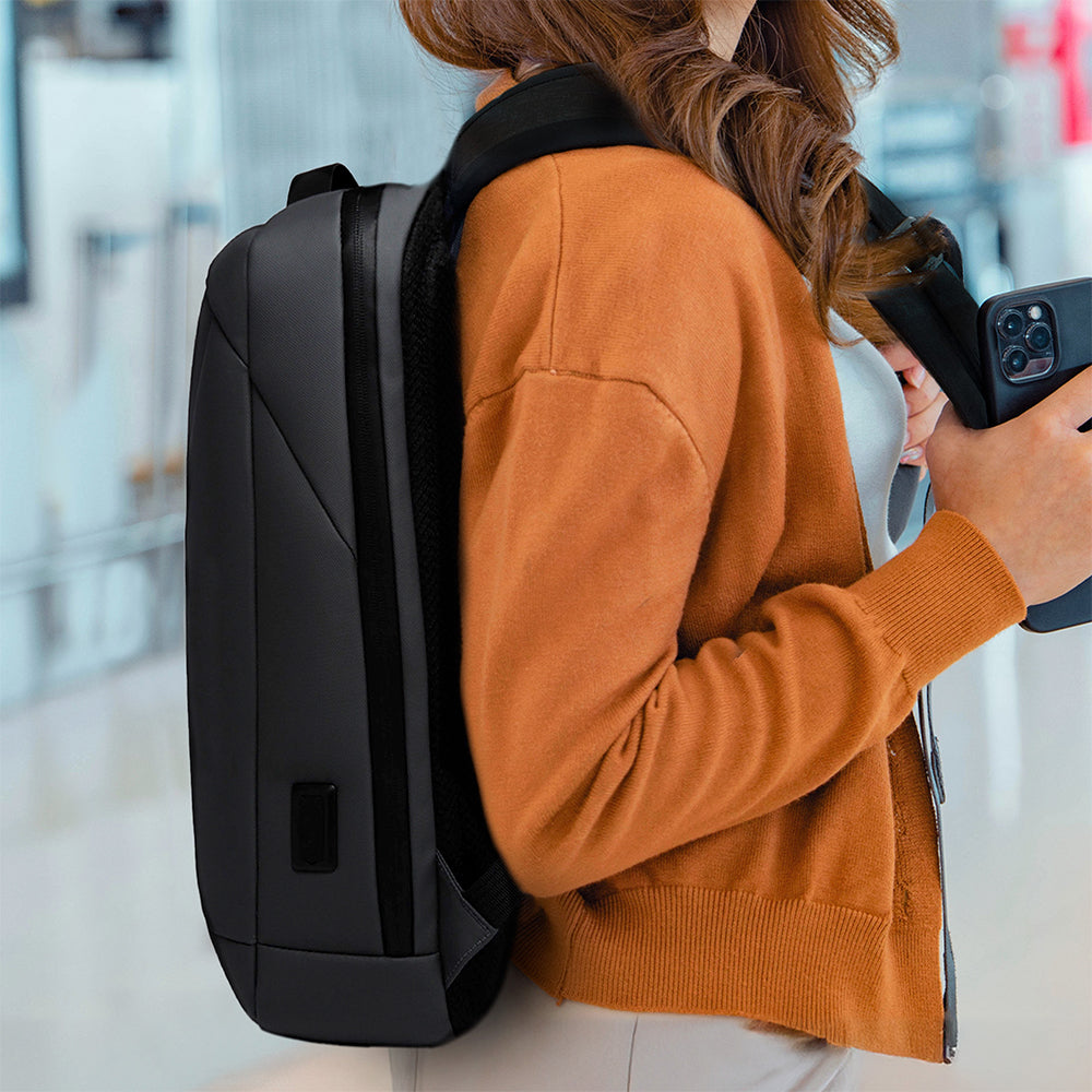 Mochila de 21 L para Laptop de 16.5 Pulgadas con Candado